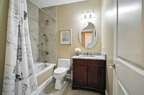 21776 Jupiter Court Ivanhoe IL 60060