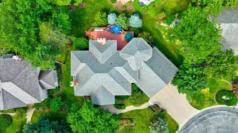 21776 Jupiter Court Ivanhoe IL 60060