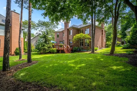 21776 Jupiter Court Ivanhoe IL 60060