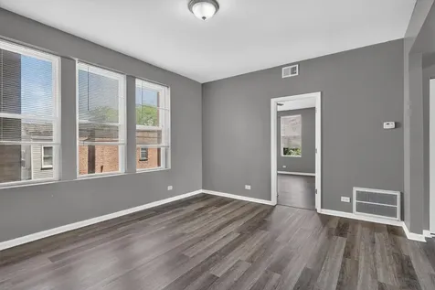 1852 South Central Park Avenue Chicago IL 60623