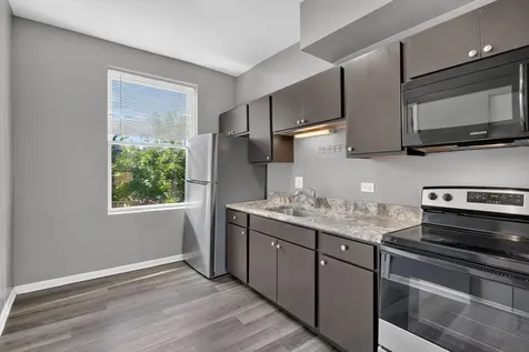 1852 South Central Park Avenue Chicago IL 60623