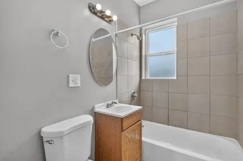 1852 South Central Park Avenue Chicago IL 60623