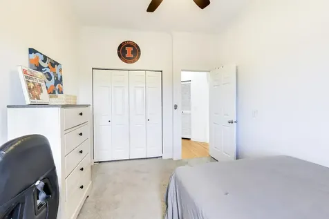 2342 West Bloomingdale Avenue Chicago IL 60647