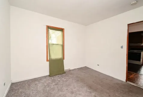 2710 30TH Street Zion IL 60099