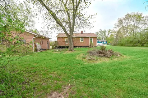 2710 30TH Street Zion IL 60099