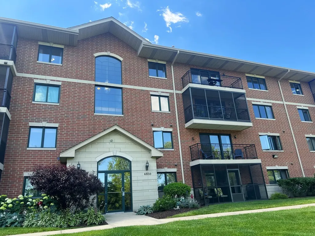 6850 West Winding Trail Oak Forest IL 60452