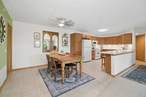 6850 West Winding Trail Oak Forest IL 60452