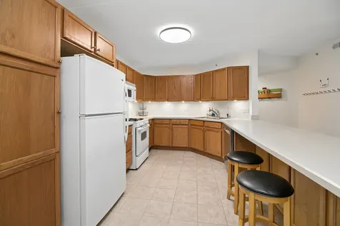 6850 West Winding Trail Oak Forest IL 60452