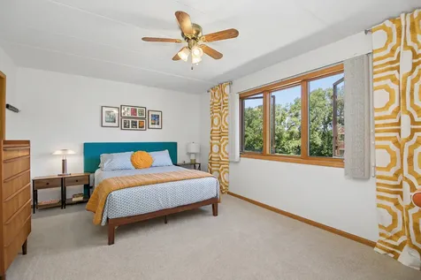 6850 West Winding Trail Oak Forest IL 60452