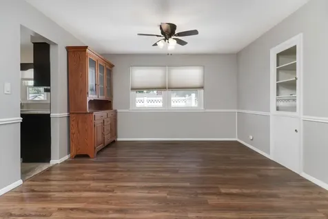 16 Woodruff Drive Bloomington IL 61701