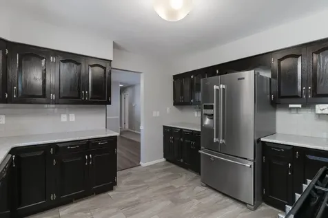 16 Woodruff Drive Bloomington IL 61701