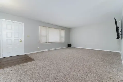 16 Woodruff Drive Bloomington IL 61701