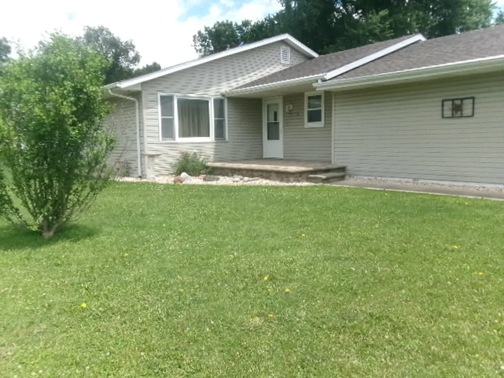 38 Irene Street Streator IL 61364