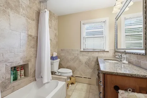 6456 West 175th Street Tinley Park IL 60477