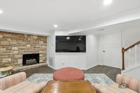 6456 West 175th Street Tinley Park IL 60477