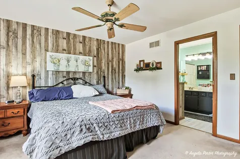 8504 Cedar Street Fox Lake IL 60020