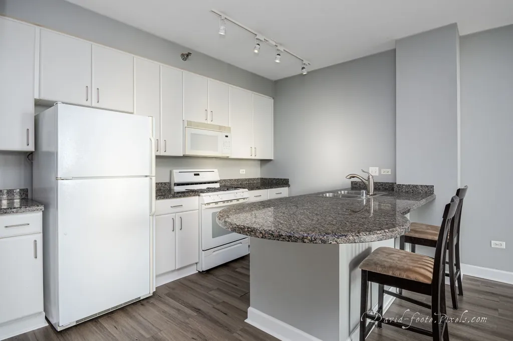 330 North Jefferson Street Chicago IL 60661