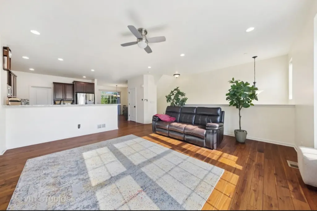85 Marcel Lane Schaumburg IL 60194