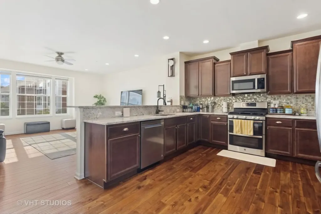 85 Marcel Lane Schaumburg IL 60194