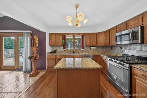 10062 Jesters Row Roscoe IL 61073