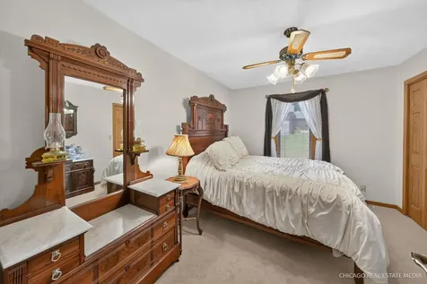 10062 Jesters Row Roscoe IL 61073