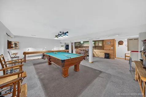 10062 Jesters Row Roscoe IL 61073