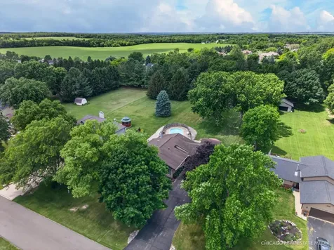 10062 Jesters Row Roscoe IL 61073