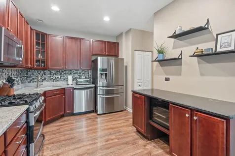 1282 Newport Circle Pingree Grove IL 60140