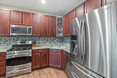 1282 Newport Circle Pingree Grove IL 60140