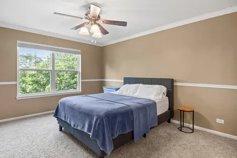 1282 Newport Circle Pingree Grove IL 60140