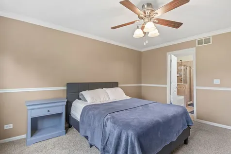 1282 Newport Circle Pingree Grove IL 60140