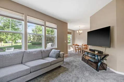 1282 Newport Circle Pingree Grove IL 60140