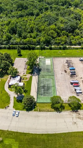 32 Montego Colony Fox Lake IL 60020