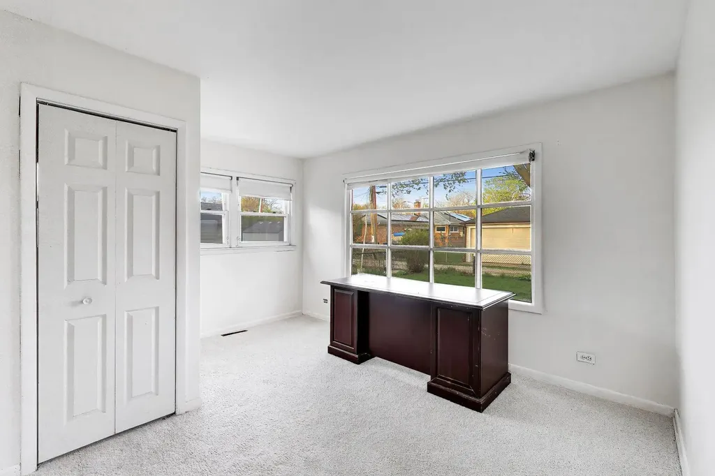 7810 Kilbourn Avenue Skokie IL 60076