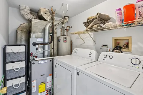 421 Lakeview Circle Bolingbrook IL 60440