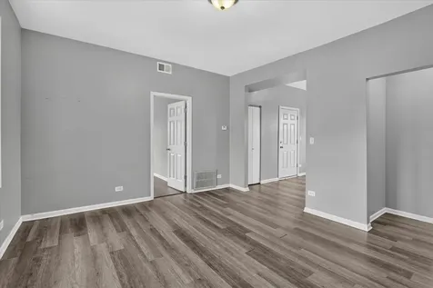 1852 South Central Park Avenue Chicago IL 60623