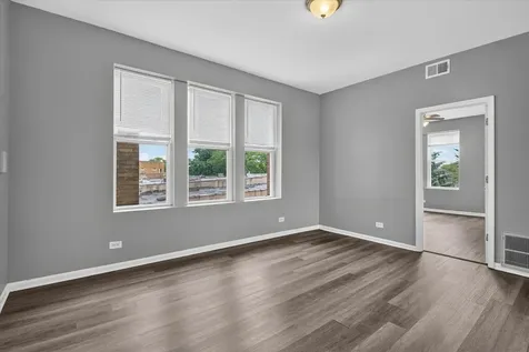 1852 South Central Park Avenue Chicago IL 60623