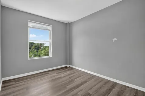 1852 South Central Park Avenue Chicago IL 60623