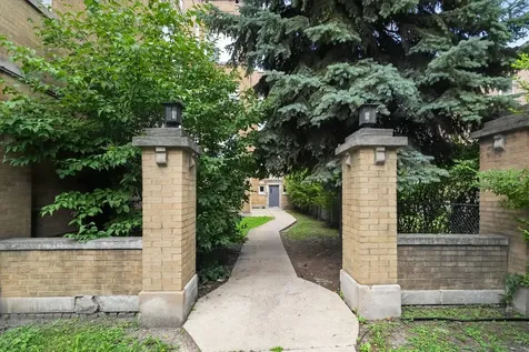 1852 South Central Park Avenue Chicago IL 60623