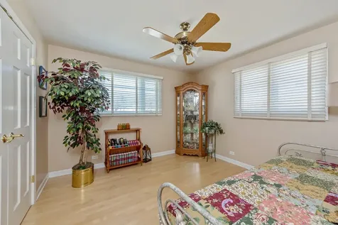 2322 Birchwood Avenue Wilmette IL 60091