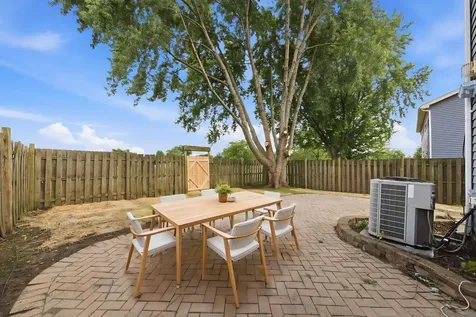 1140 Brunswick Lane Aurora IL 60504