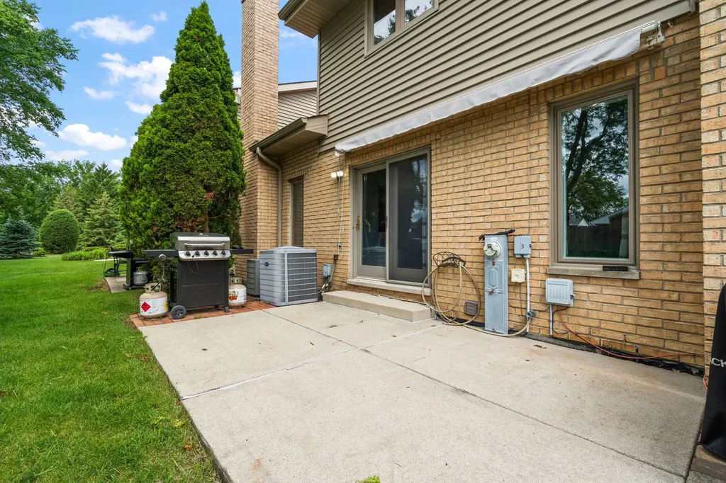 7617 West 158th Court Orland Park IL 60462