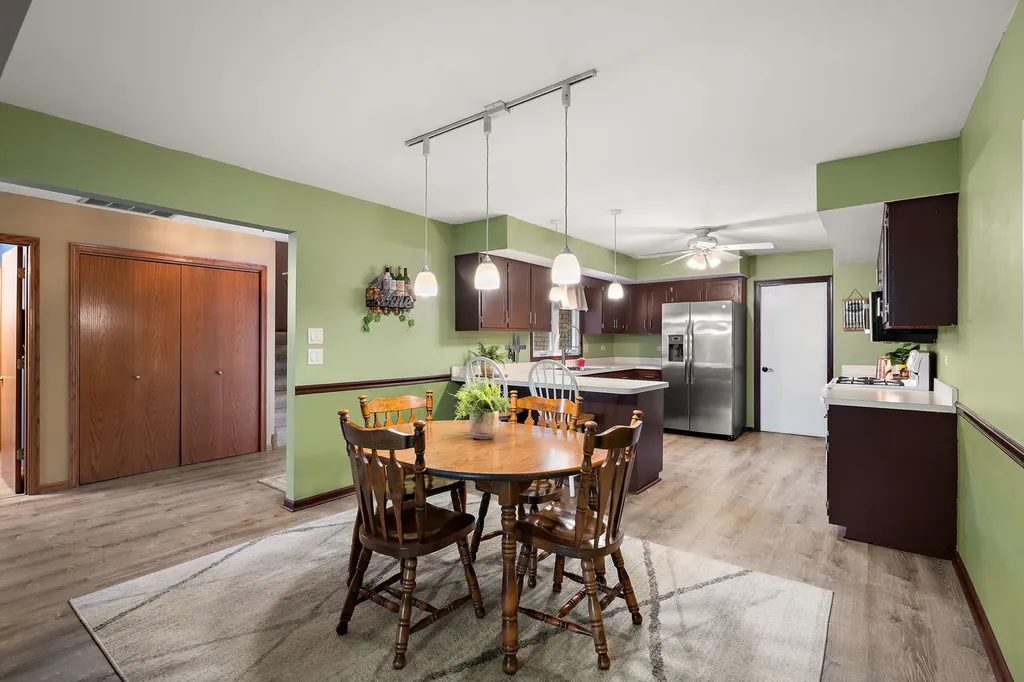 7617 West 158th Court Orland Park IL 60462