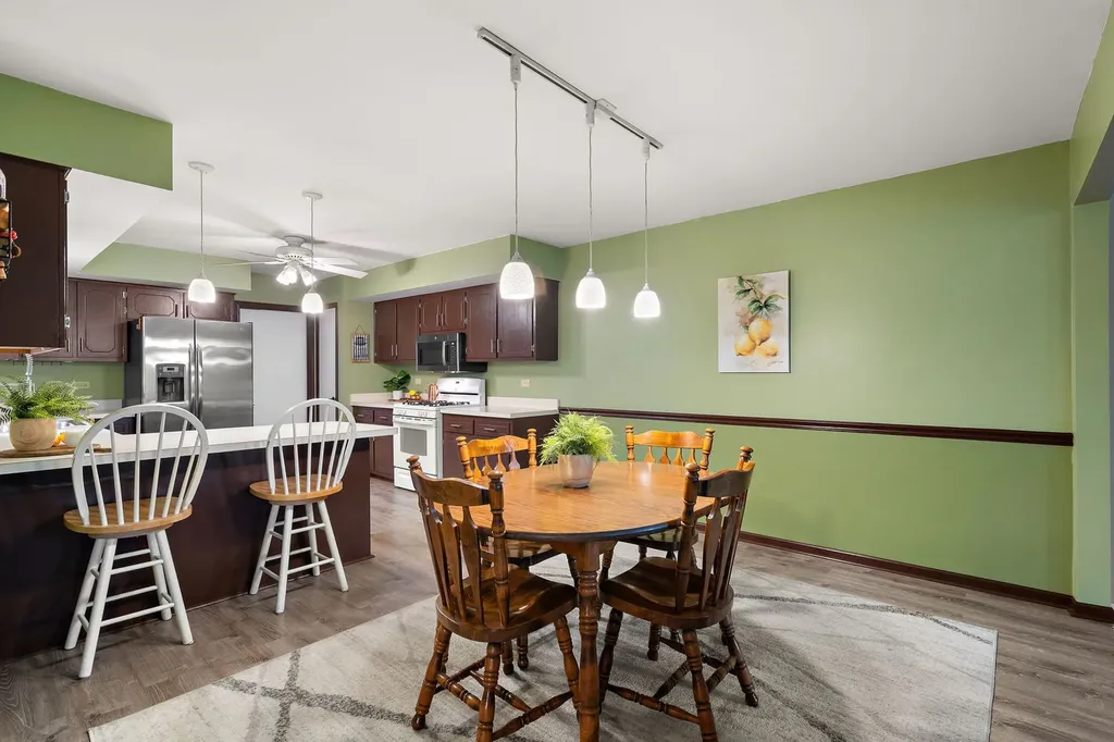 7617 West 158th Court Orland Park IL 60462