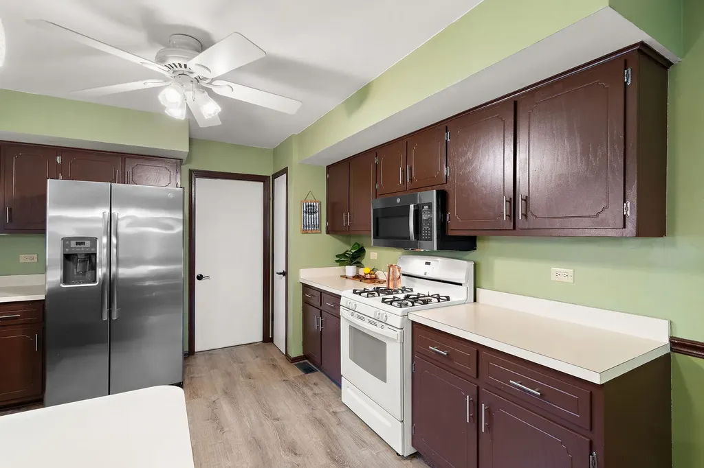 7617 West 158th Court Orland Park IL 60462
