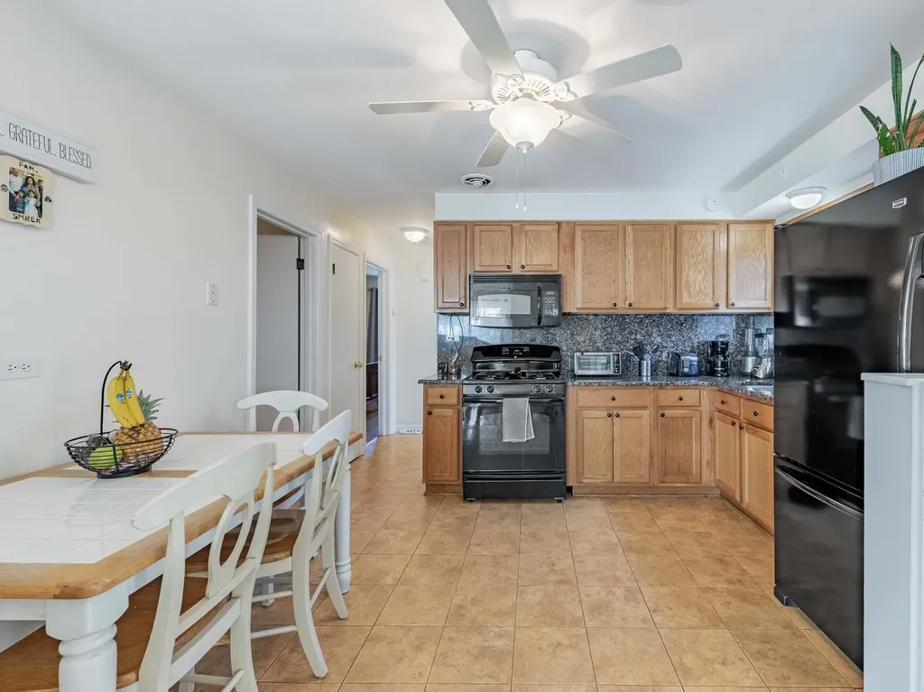 5817 South Mulligan Avenue Chicago IL 60638