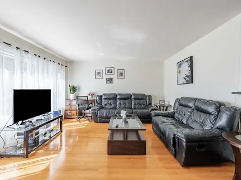 5817 South Mulligan Avenue Chicago IL 60638