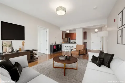 565 West Quincy Street Chicago IL 60661