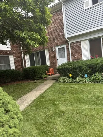 111 Greentree Court Bolingbrook IL 60440