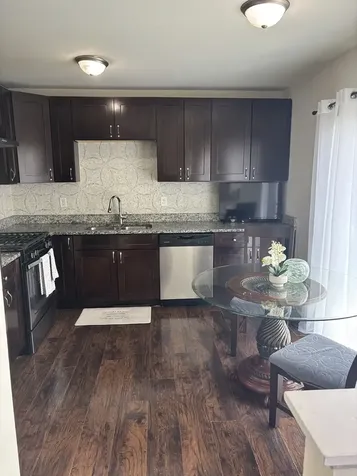 111 Greentree Court Bolingbrook IL 60440